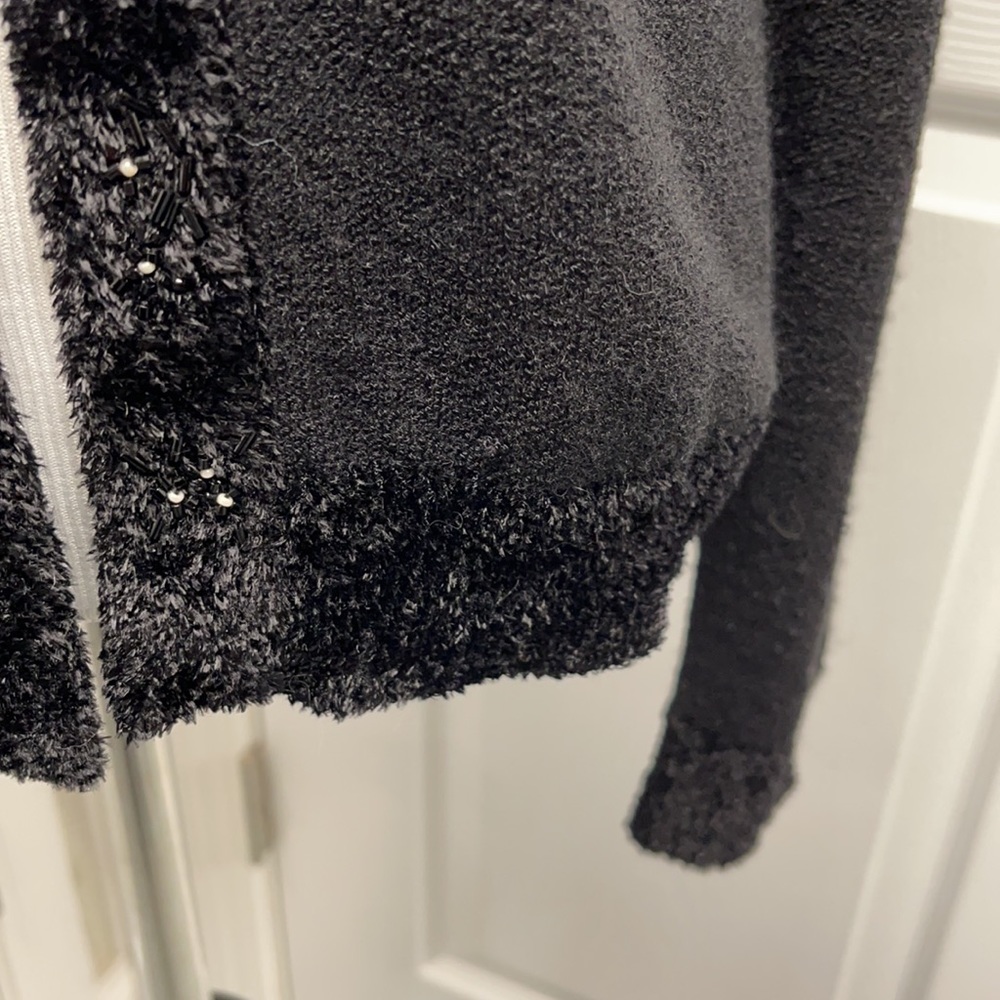 Portraits by Northern Isles Black Beaded Sweater Medium - Picture 3 of 11